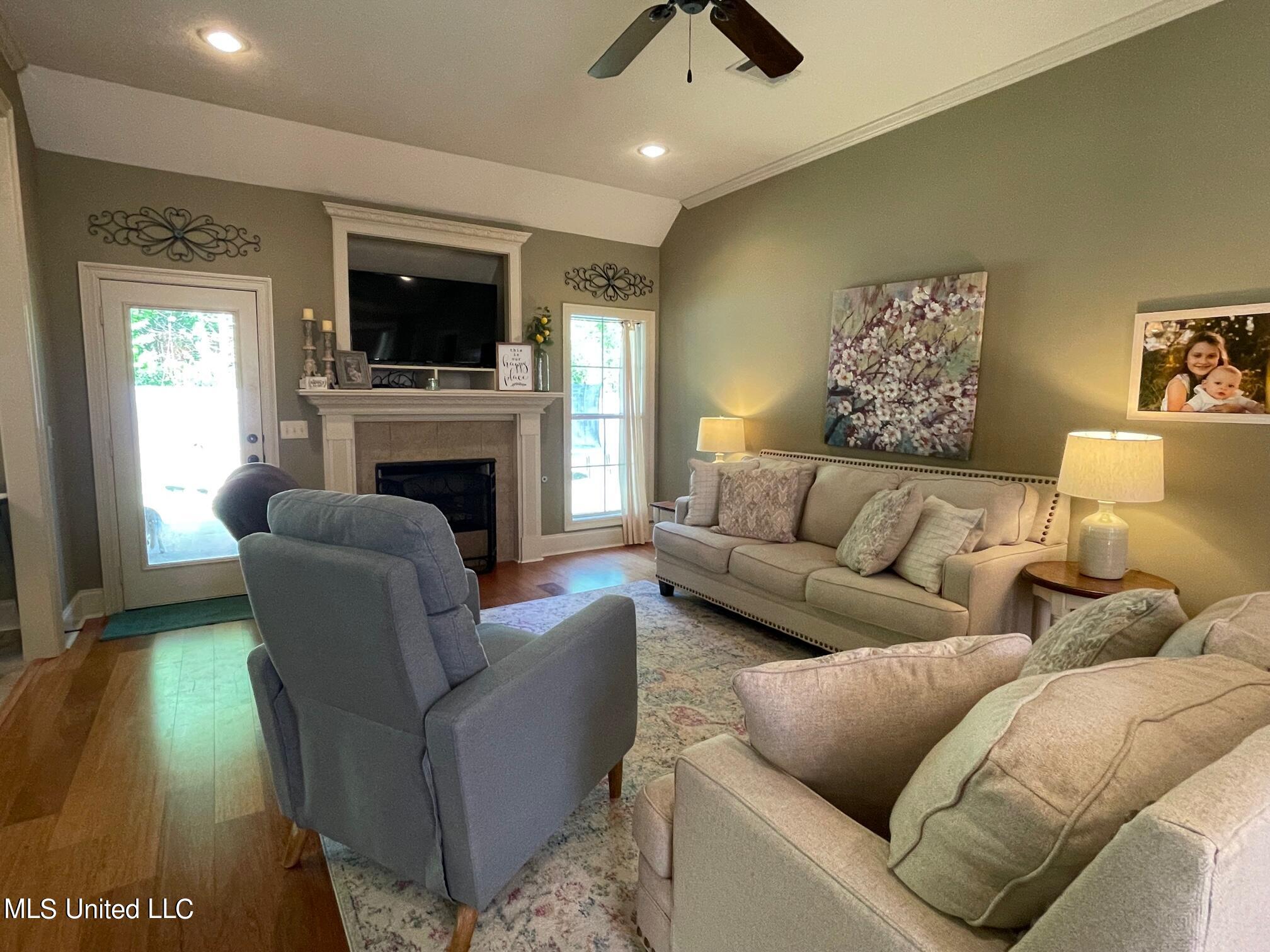 198 Bradfield Road Madison, MS 39110 - Photo 8 of 25 IMG_4991