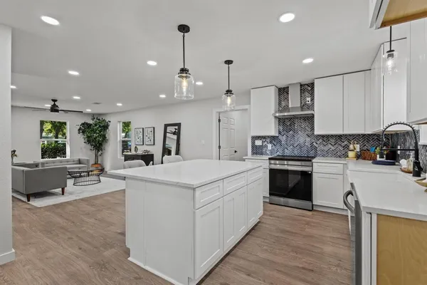 $574,000 | 34 Cambridge Drive, Pottsboro, TX 75076