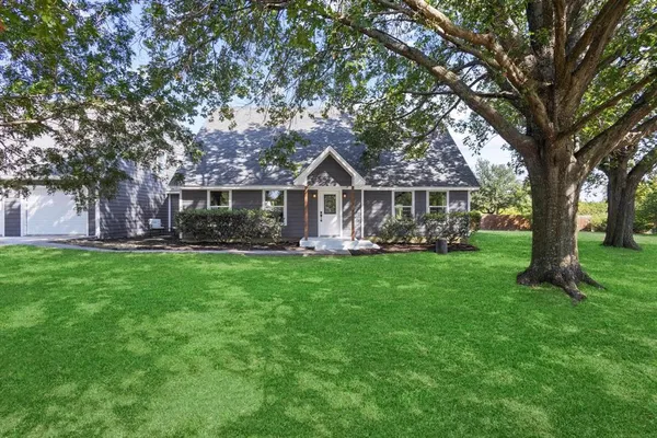 $555,000 | 34 Cambridge Drive, Pottsboro, TX 75076