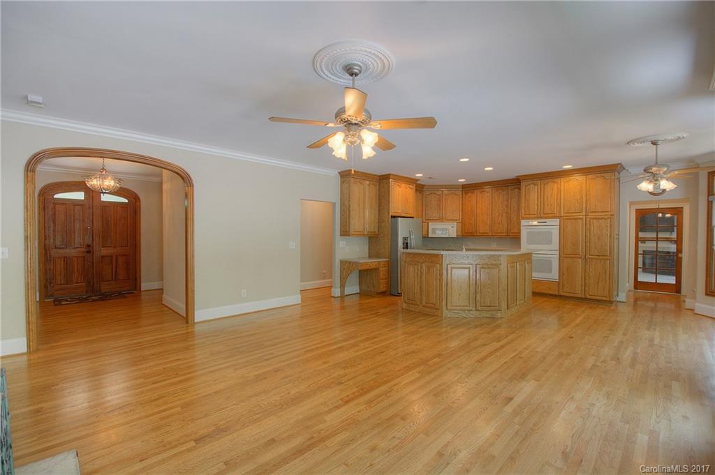 1700 Union Road Matthews, NC 28104 - Photo 9 of 24 Gallery Image 9