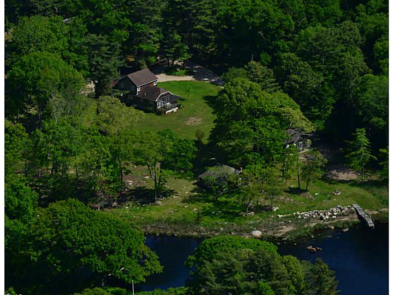 33 Watch Hill Road Westerly, RI 02891 - Photo 1 of 23 Exterior Front.