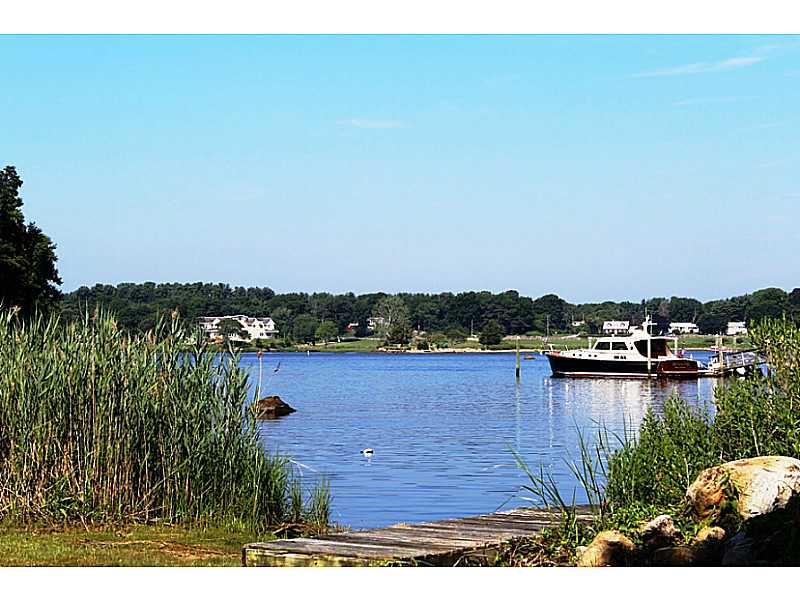 33 Watch Hill Road Westerly, RI 02891 - Photo 3 of 23 Exterior Front.