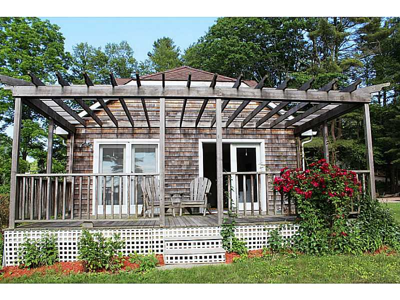 33 Watch Hill Road Westerly, RI 02891 - Photo 4 of 23 Exterior Front.