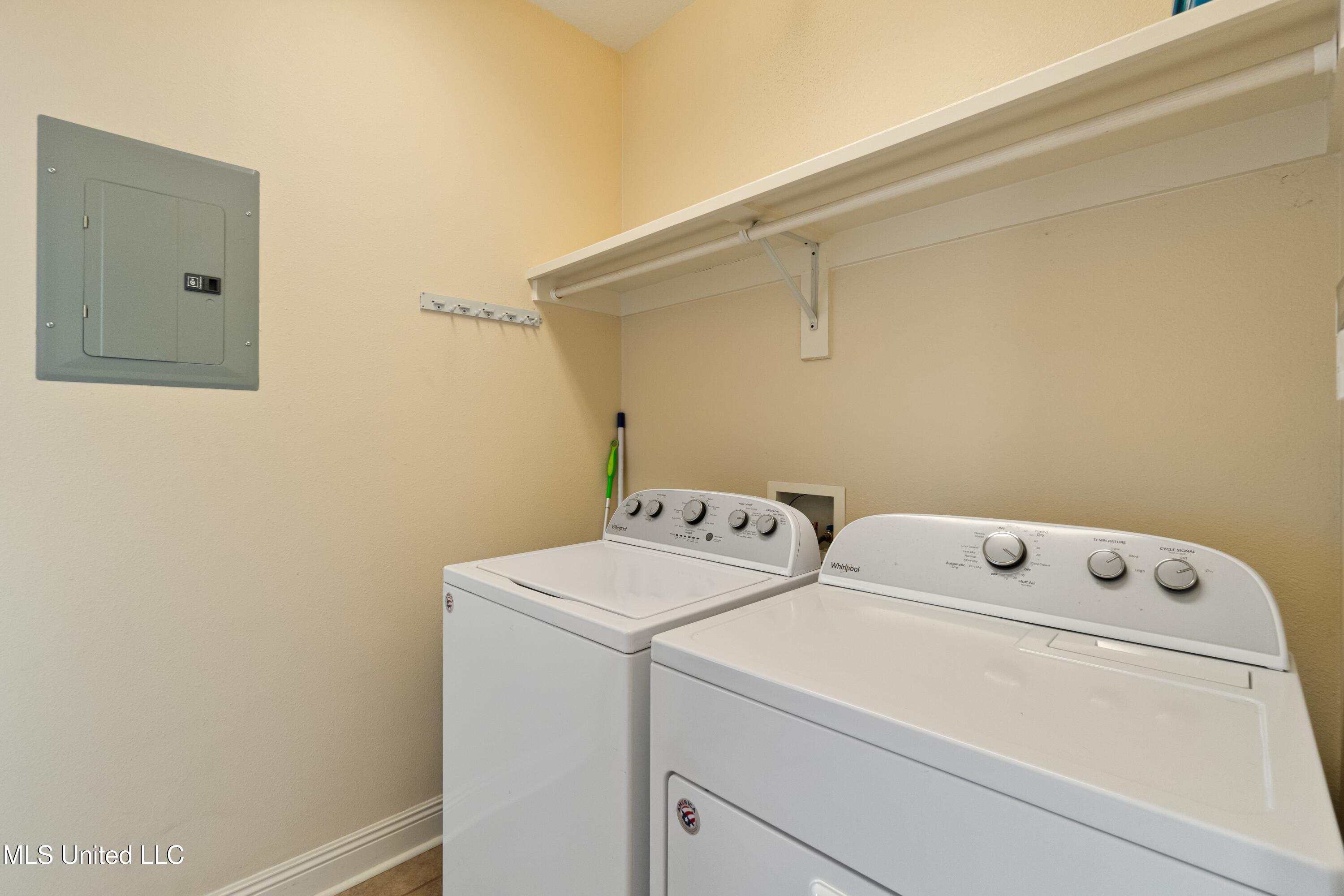 10 Apache Drive Picayune, MS 39466 - Photo 21 of 33 10_Apache_Dr-26