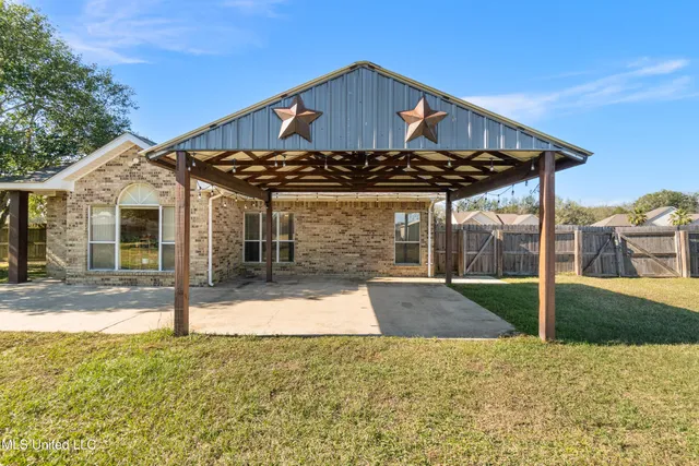 $250,000 | 10 Apache Drive, Picayune, MS 39466