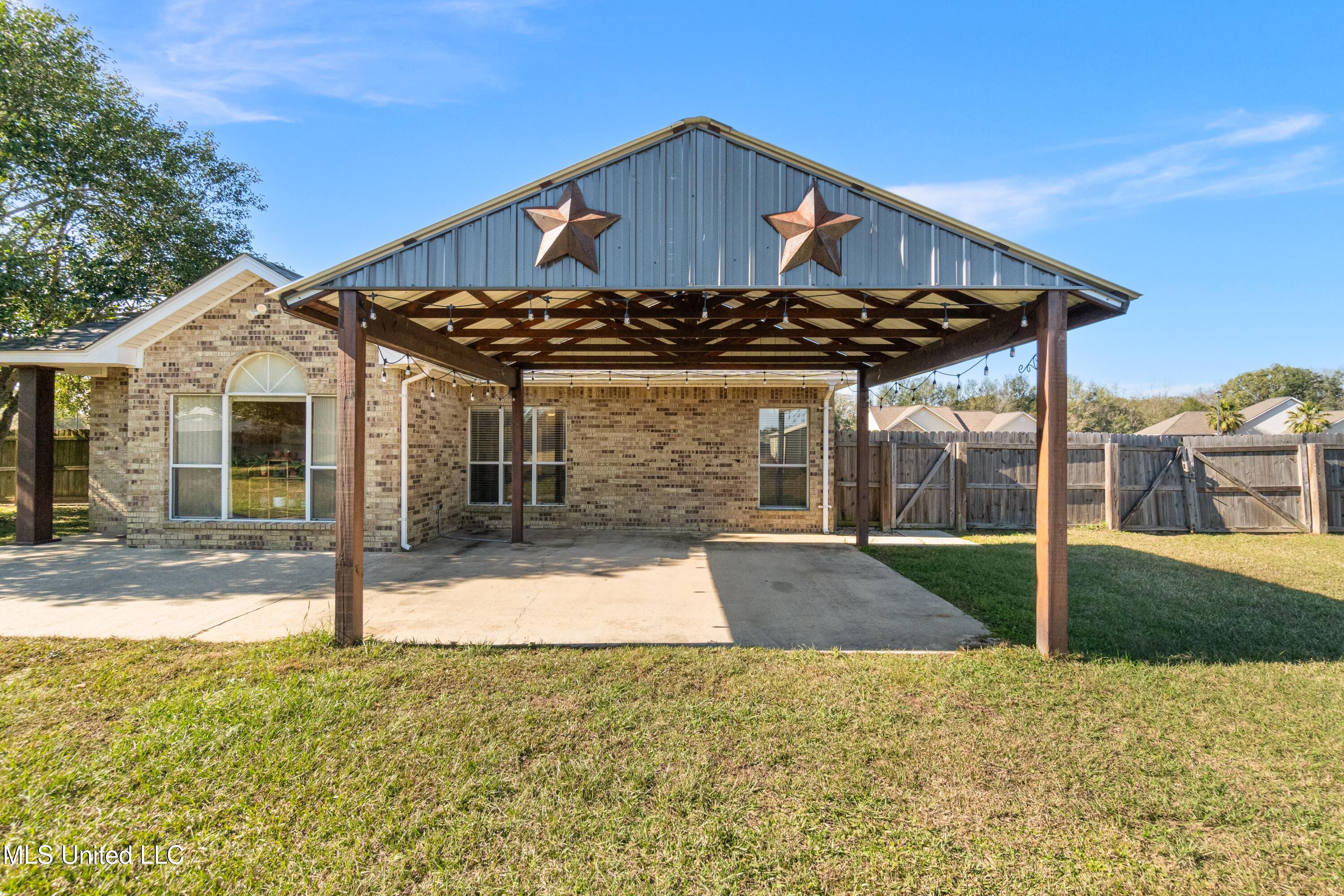 10 Apache Drive Picayune, MS 39466 - Photo 22 of 33 10_Apache_Dr-29