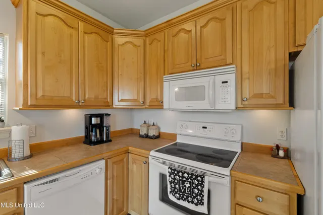 $250,000 | 10 Apache Drive, Picayune, MS 39466