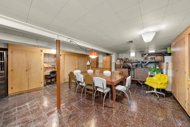 $289,000 | 3915 West 64th Place, Chicago, IL 60629