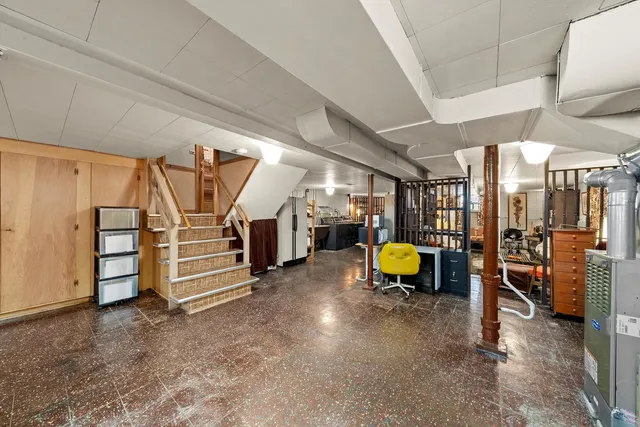 $289,000 | 3915 West 64th Place, Chicago, IL 60629