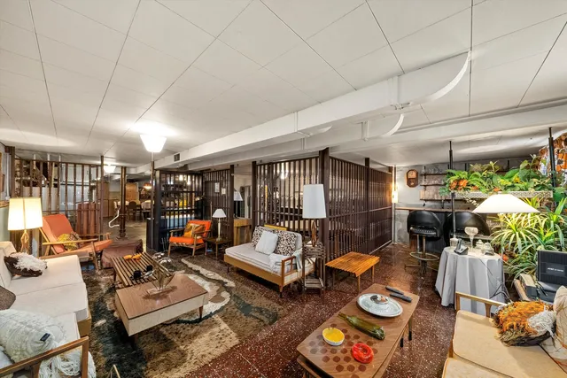 $289,000 | 3915 West 64th Place, Chicago, IL 60629