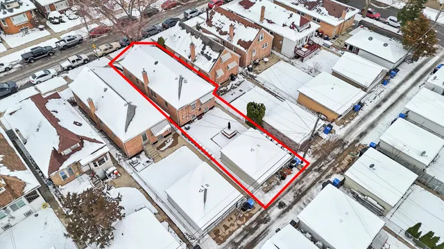 $289,000 | 3915 West 64th Place, Chicago, IL 60629