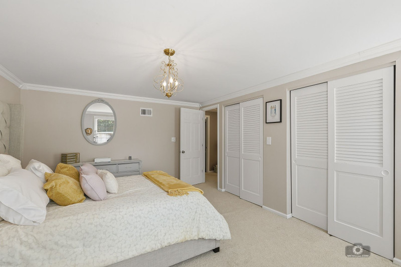 619 East Bauer Road Naperville, IL 60563 - Photo 15 of 27