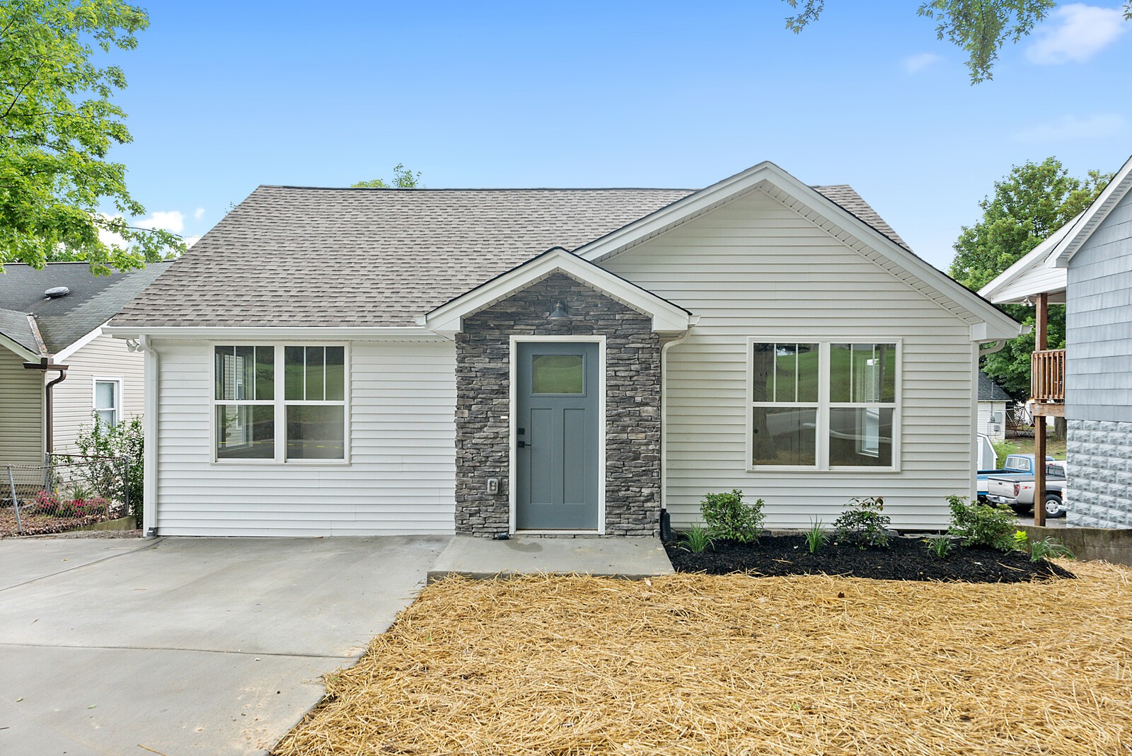 1816 Batts Boulevard Springfield, TN 37172 - Photo 1 of 13 Gallery Image 1