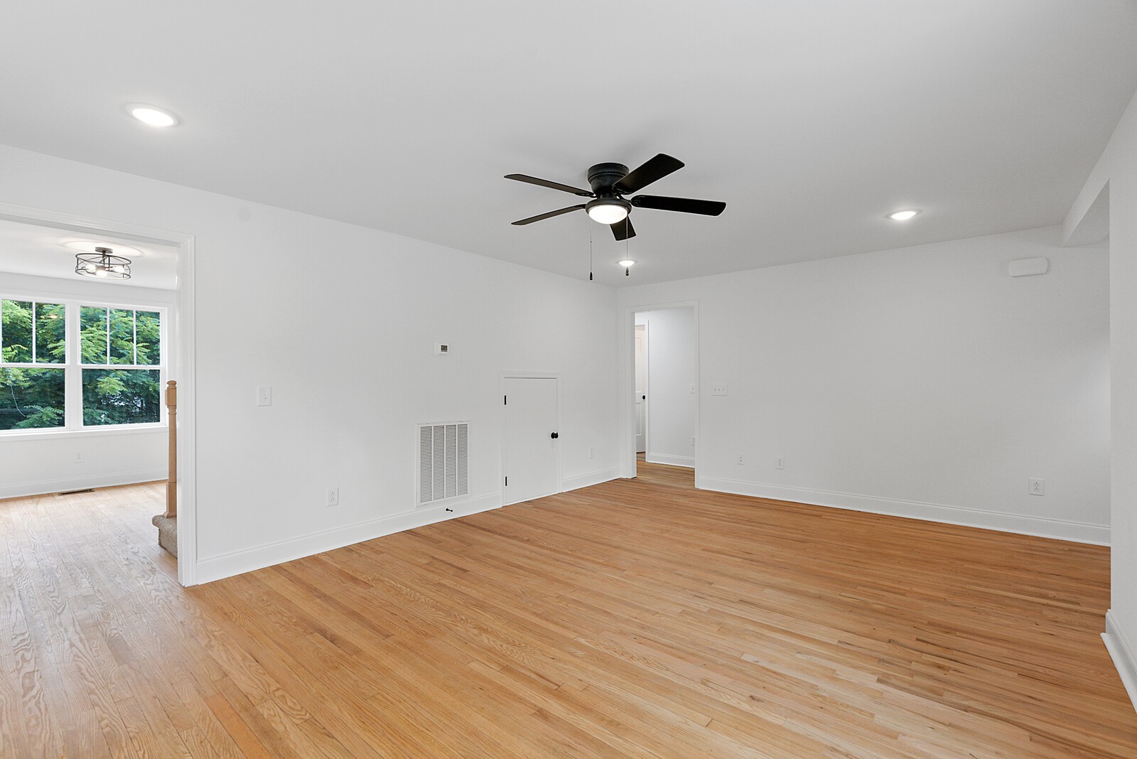 1816 Batts Boulevard Springfield, TN 37172 - Photo 3 of 13 Gallery Image 3