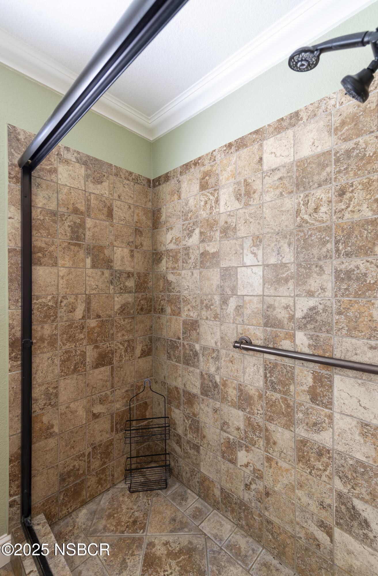 3118 Pellham Drive Lompoc, CA 93436 - Photo 40 of 56 a bathroom with a shower