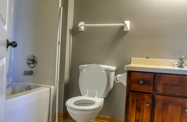 $349,900 | 22325 Cameo Court, Forest Lake, MN 55025