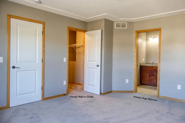 $349,900 | 22325 Cameo Court, Forest Lake, MN 55025