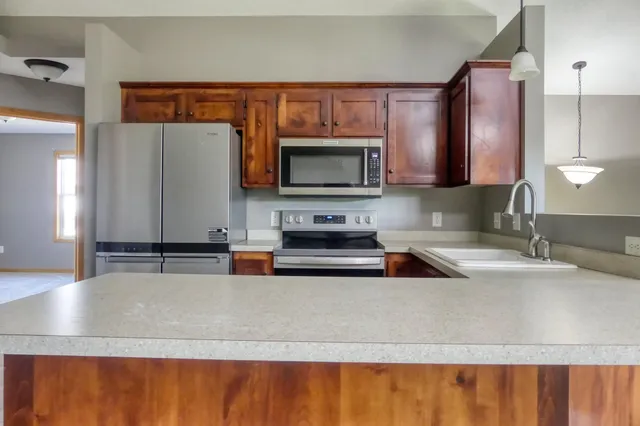 $349,900 | 22325 Cameo Court, Forest Lake, MN 55025