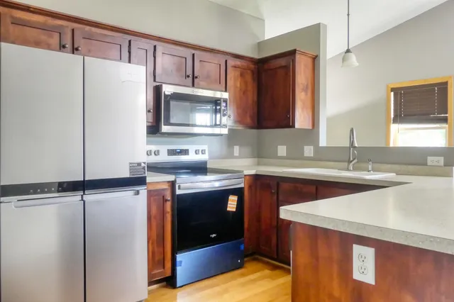 $349,900 | 22325 Cameo Court, Forest Lake, MN 55025