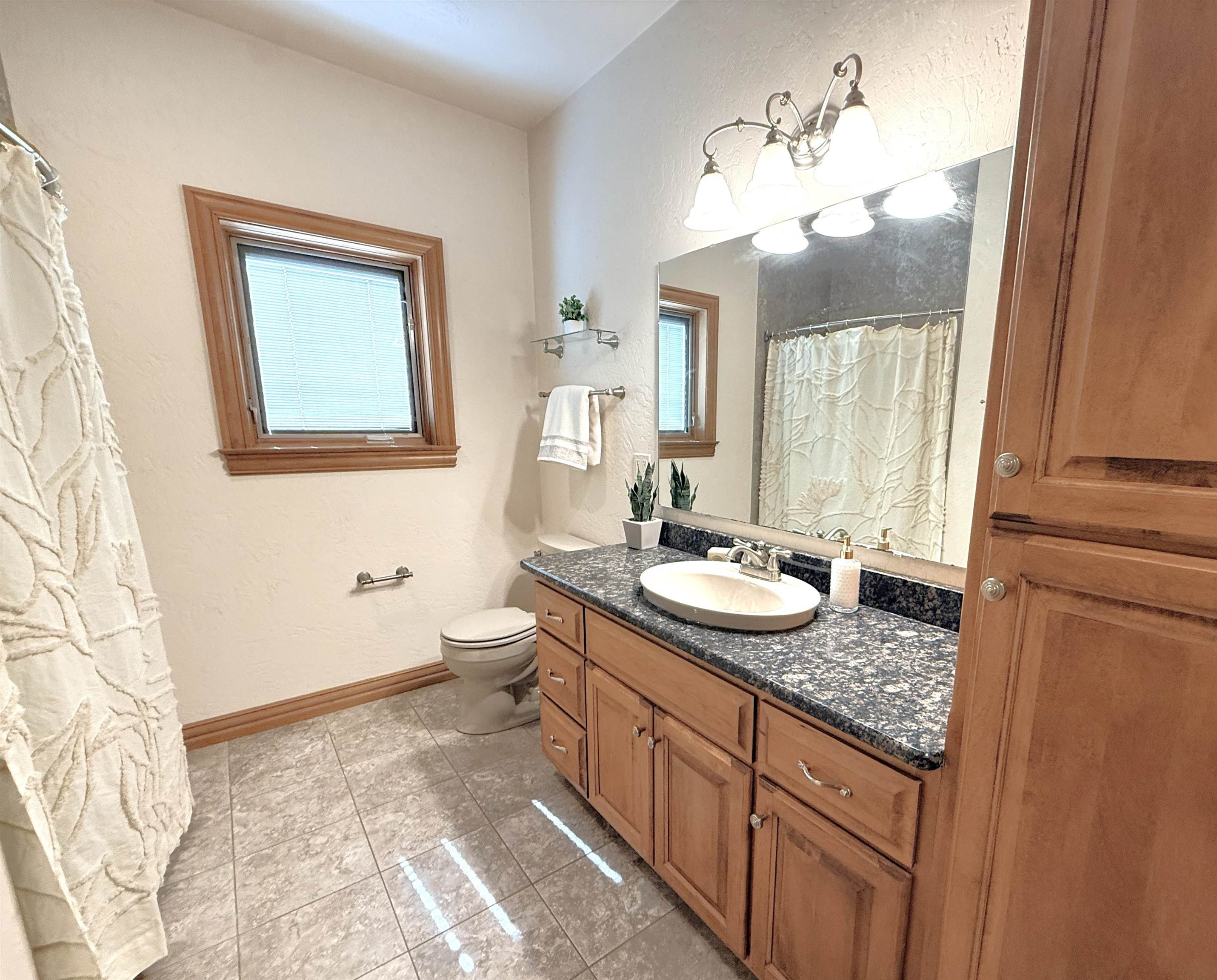 448 Harvest Road Green Bay, WI 54302 - Photo 24 of 71