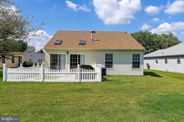 $340,000 | 46 Adner Drive, Mount Laurel, NJ 08054