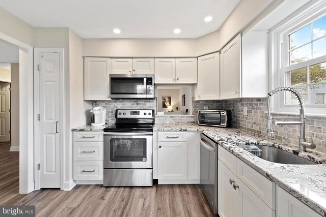 $340,000 | 46 Adner Drive, Mount Laurel, NJ 08054