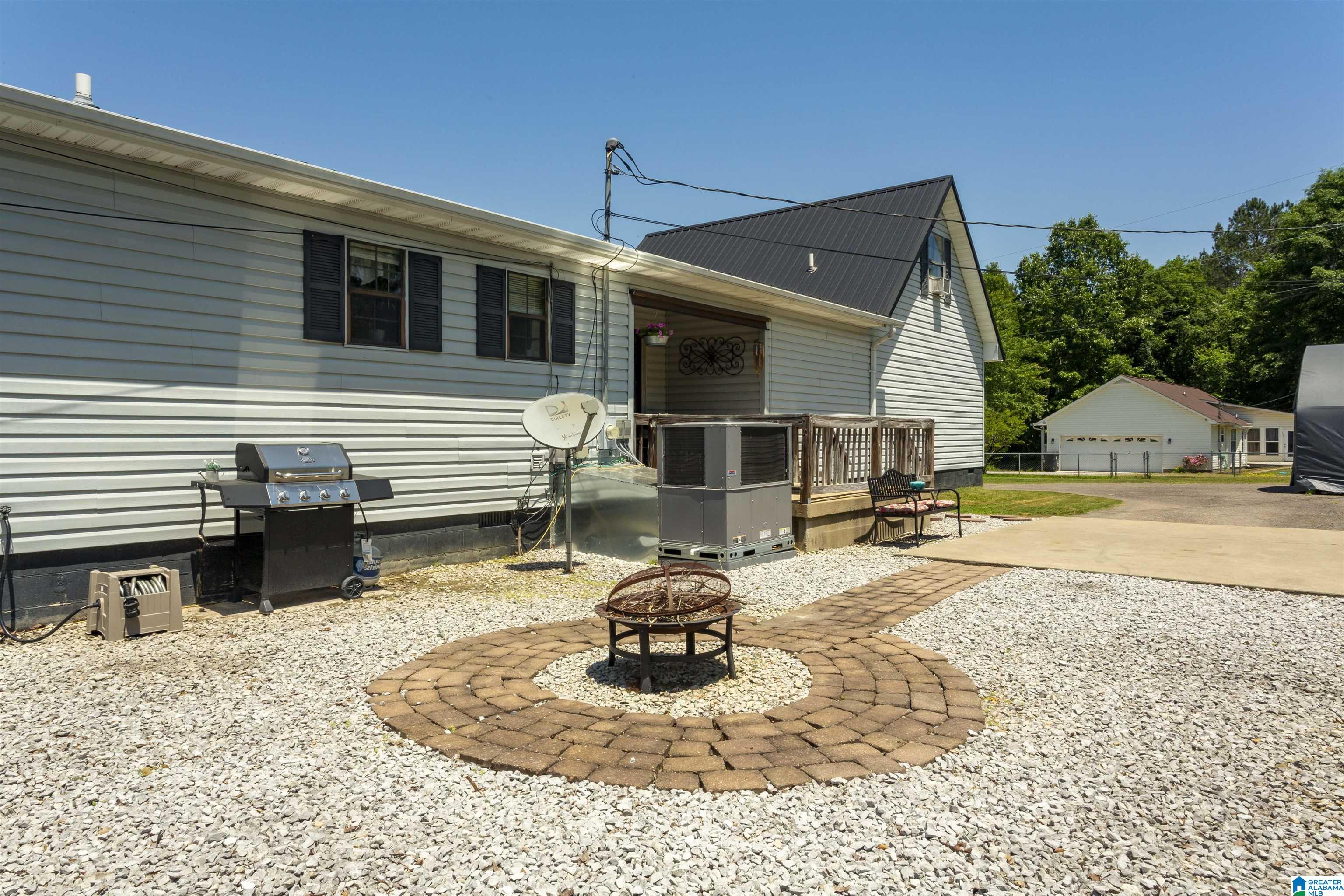 9215 Goodwin Lane Gadsden, AL 35903 - Photo 10 of 41