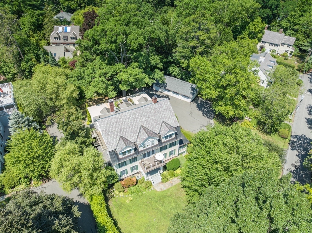 88 Round Hill Road, Unit 2 Northampton, MA 01060 - Photo 35 of 38