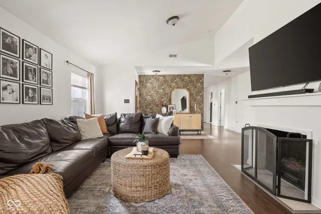 $575,000 | 6172 East 122nd Street, Carmel, IN 46033