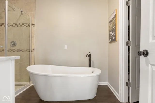 $575,000 | 6172 East 122nd Street, Carmel, IN 46033