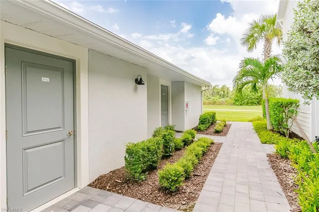 $6,295 | 6047 Ellerston Way Avenue, Unit 2112, Immokalee, FL 34142