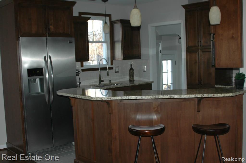1117 Harvard Road Berkley, MI 48072 - Photo 3 of 26