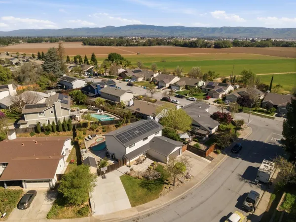 $1,099,000 | 713 Carignane Drive, Gilroy, CA 95020