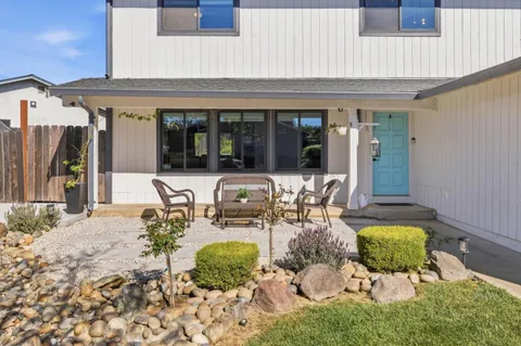 $1,099,000 | 713 Carignane Drive, Gilroy, CA 95020