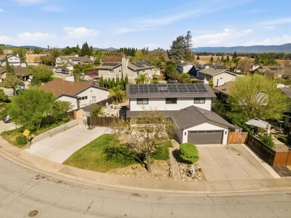 $1,099,000 | 713 Carignane Drive, Gilroy, CA 95020