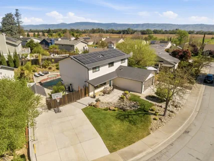 $1,099,000 | 713 Carignane Drive, Gilroy, CA 95020