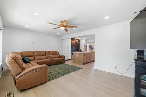 $1,099,000 | 713 Carignane Drive, Gilroy, CA 95020