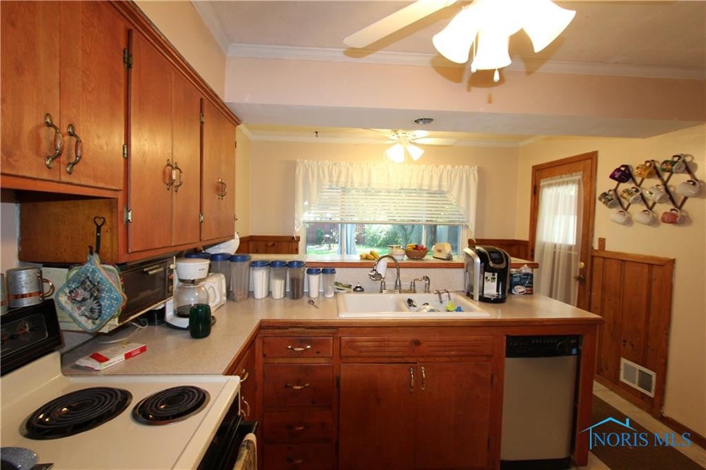 2914 Secor Road Toledo, OH 43606 - Photo 10 of 36 Gallery Image 10