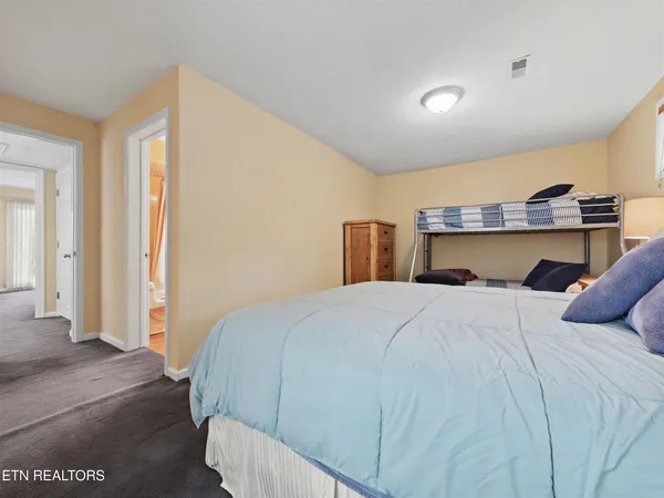 $599,900 | 700 Shanghai Landing Lane, Unit 8, La Follette, TN 37766