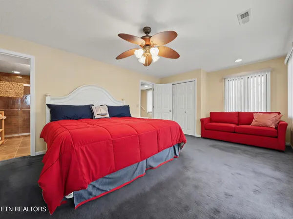 $599,900 | 700 Shanghai Landing Lane, Unit 8, La Follette, TN 37766