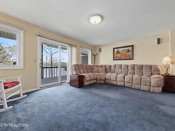 $599,900 | 700 Shanghai Landing Lane, Unit 8, La Follette, TN 37766