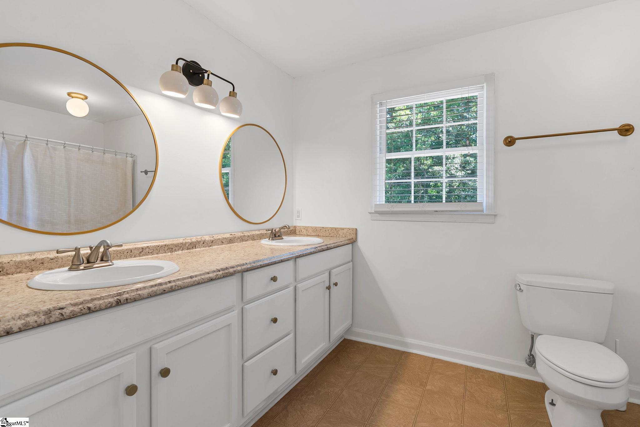21 Cobblestone Road Greenville, SC 29615 - Photo 20 of 31 Gallery Image 20
