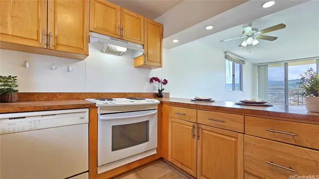 $479,000 | 1160 Ala Napunani Street, Unit 1701, Honolulu, HI 96818