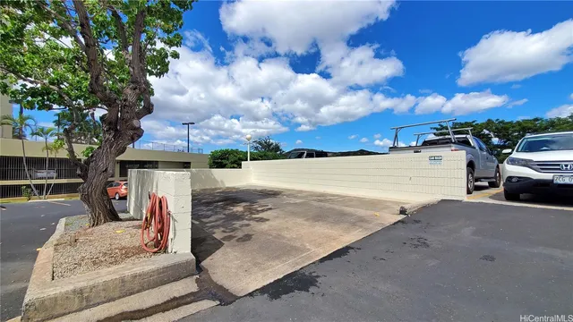 $479,000 | 1160 Ala Napunani Street, Unit 1701, Honolulu, HI 96818