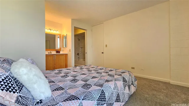 $479,000 | 1160 Ala Napunani Street, Unit 1701, Honolulu, HI 96818