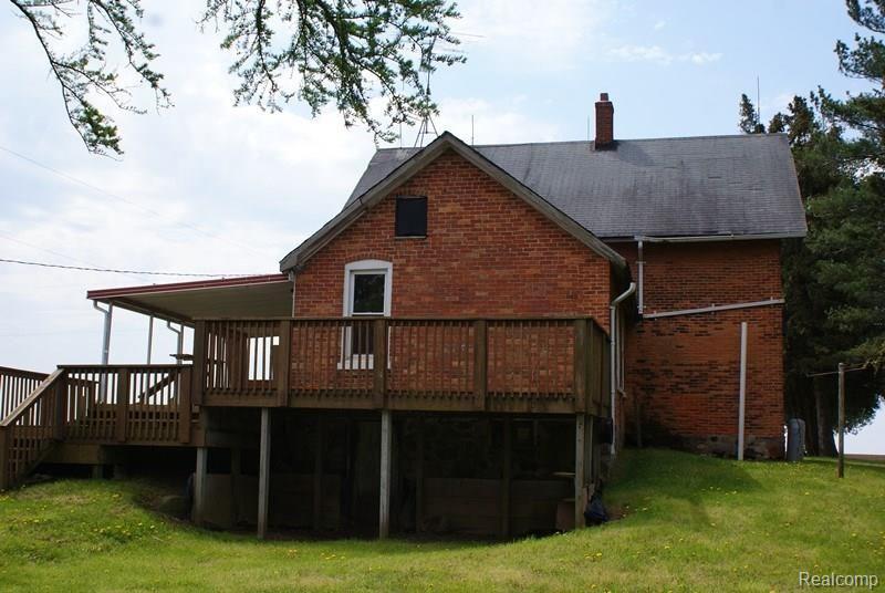 5200 Walker Road Marlette, MI 48453 - Photo 4 of 29 051605.jpg