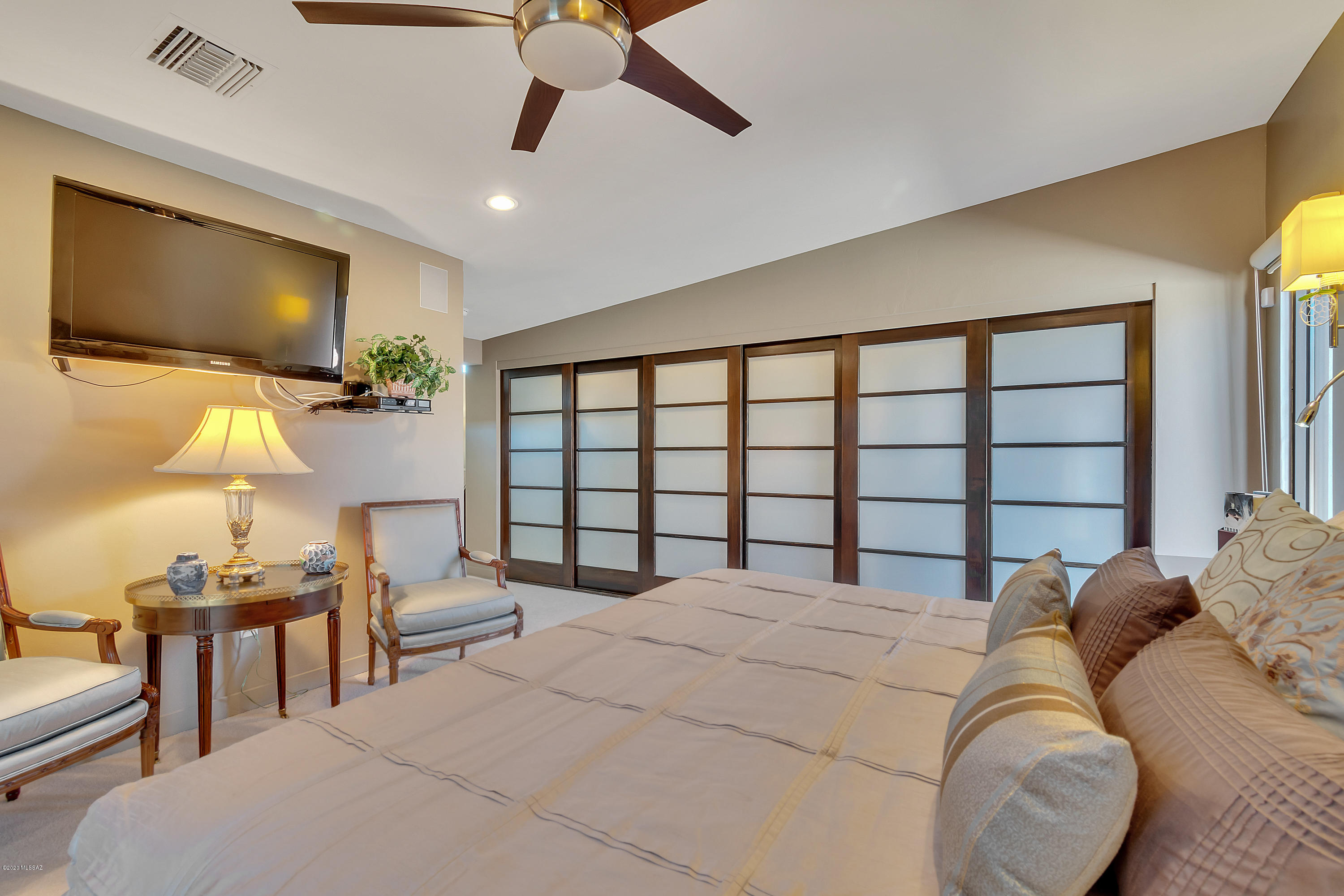 9055 East Bears Path Road Tucson, AZ 85749 - Photo 10 of 39