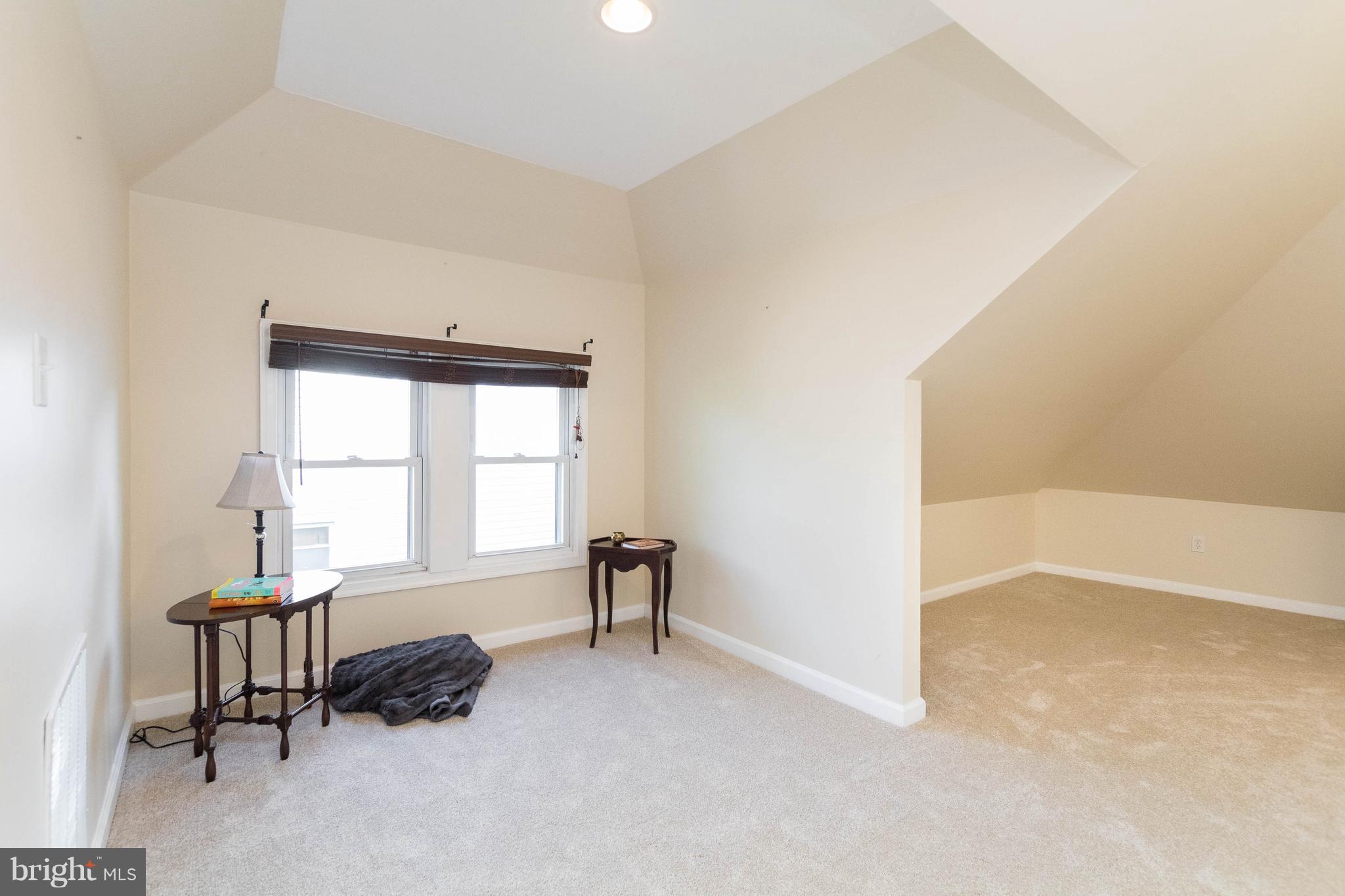 5318 Catalpha Road Baltimore, MD 21214 - Photo 16 of 27 Office Space/Reading Nook/Nursery