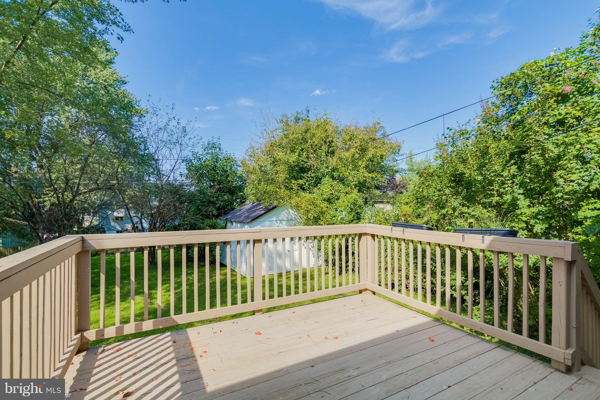 5318 Catalpha Road Baltimore, MD 21214 - Photo 21 of 27 Large Composite Deck off Kitchen