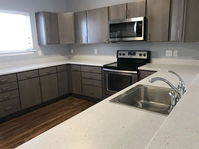 $3,089 | 37 East Ridge Drive, Unit 3, Milford, NH 03055